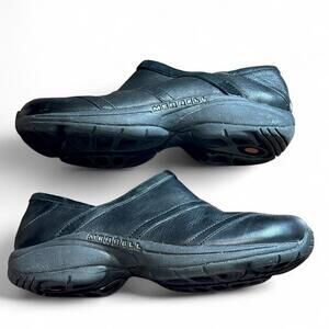 Merrell Women's Black Clog